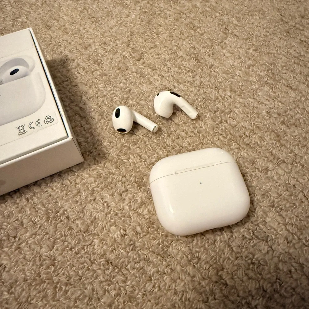 Apple enjoy premium